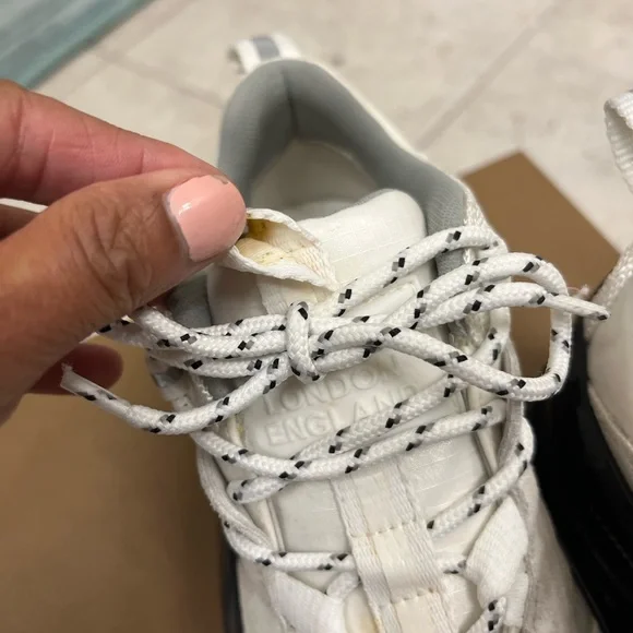 Burberry low top sneakers - Picture 5 of 11